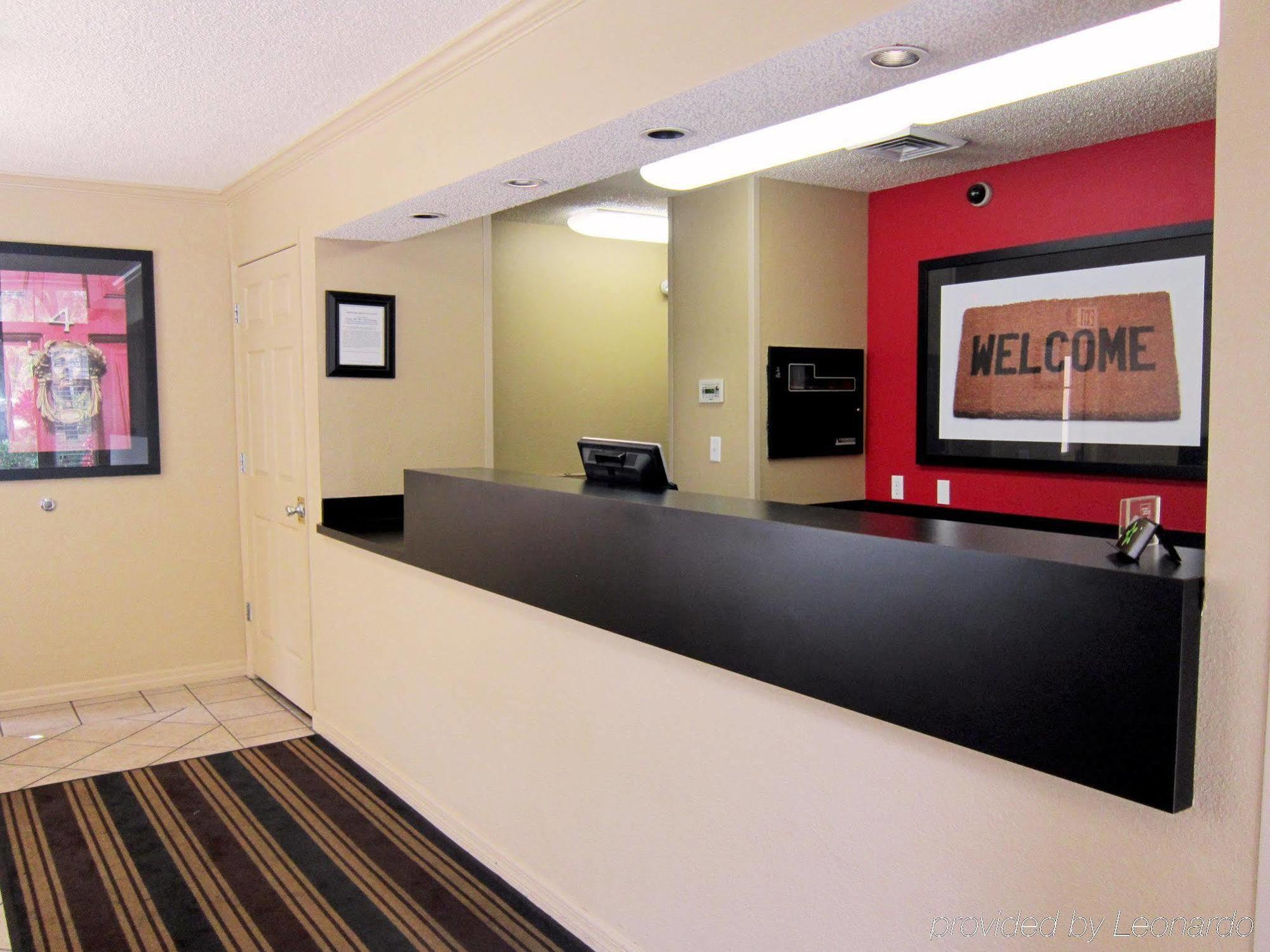 Extended Stay America Select Suites - Tampa - Brandon Exterior photo